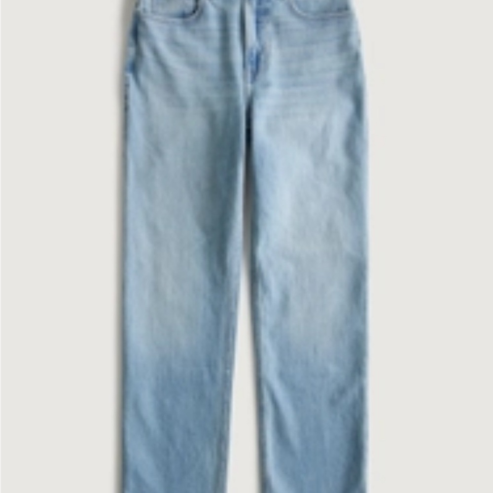 Hollister Ultra High Rise Medium Light Wash 90s Straight Jeans